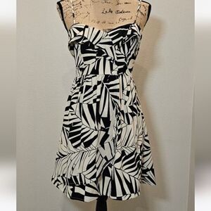 Billabong Black/White Floral Print Summer Dress Size Small